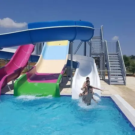 Thalassabeach Apartament Vokolidha